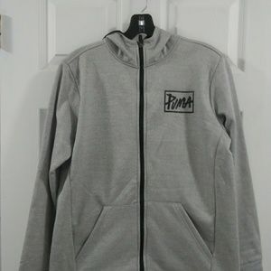 Puma (Boys) Zip up hoodie XL(18-20)